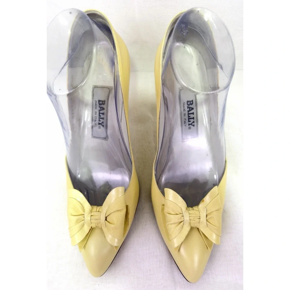 VTG Bally Womens 8.5 M Yellow Leather Bow Pointed Toe Pumps Heels Italy